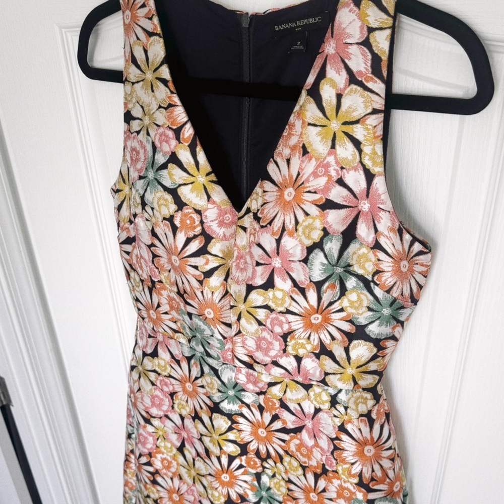 Banana Republic Brocade Iridescent multicolor Floral Dress with Pockets - Picture 7 of 17
